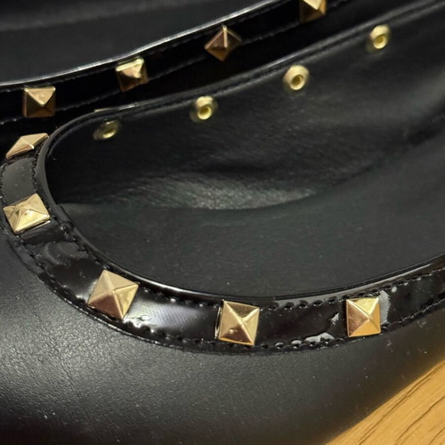 Black ballerina shoes with studs like new, size 40
