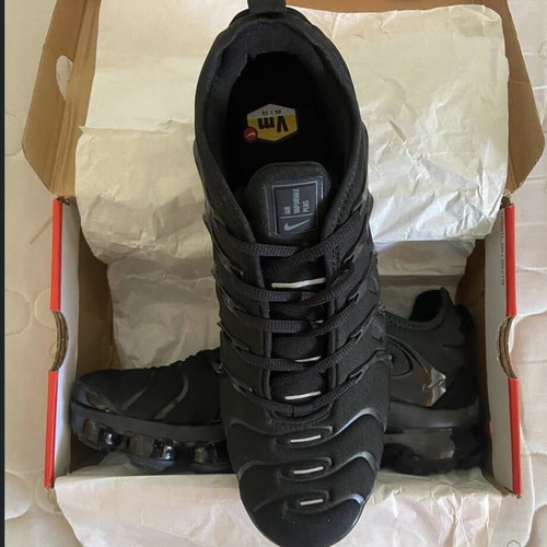 Nike Vapormax VM black sneakers
