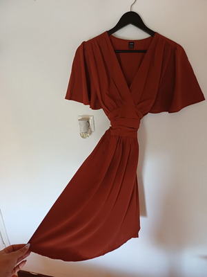 Shein summer airy dress size M like new, red