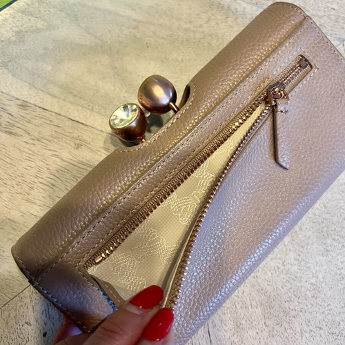Ted Baker leather wallet like new, beige