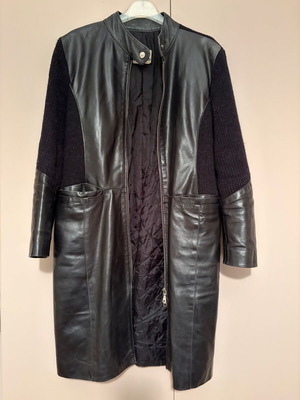 Leather coat used in very good condition