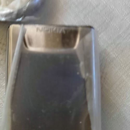Nokia 8800 Battery Cover 2 New and 1 Used Keypad Cover