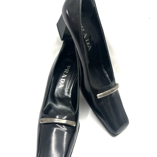Prada mid heel leather pumps, black, size 37
