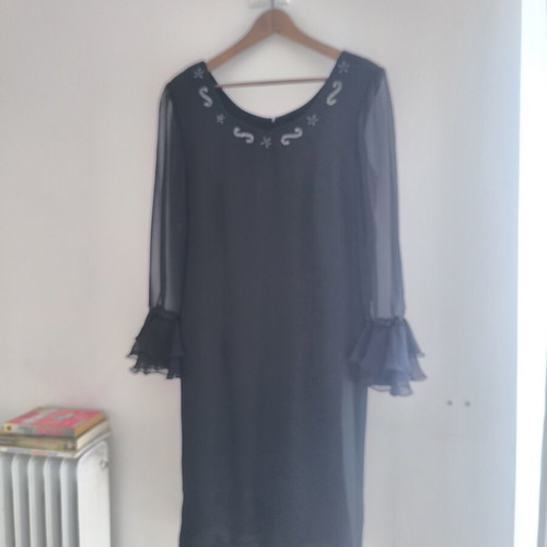 Black dress size M, elegant with lining