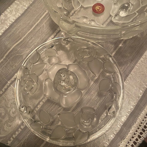 Walther Glas glass fondue pot with lid like new, carved roses