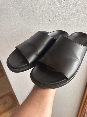 Zara men's slippers, size 45, black
