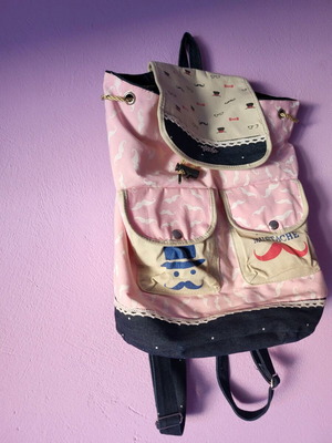 Verde backpack like new, multicolored
