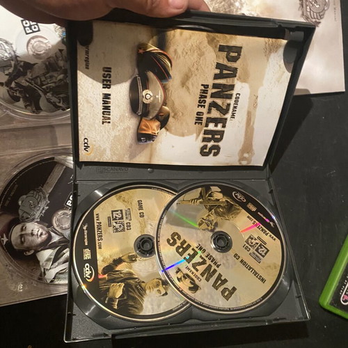 HD Aggenta and Panzers PC games like new