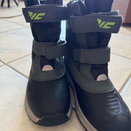 Lidl Vic snow boots size 37 like new, black