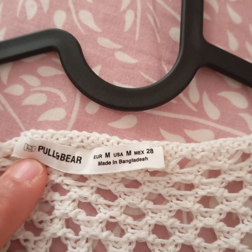 Knitted top Pull & Bear like new, size M, white