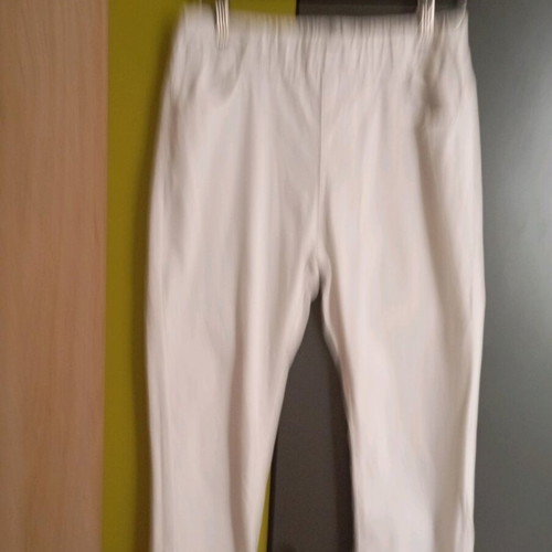Miss Good white slim jeans size M like new