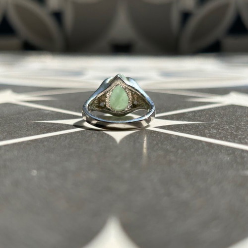 Silver ring with mint green nephrite stone
