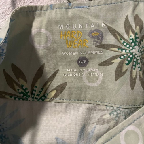 Outdoor skirt Mountain Hardwear size S like new, multicolor floral