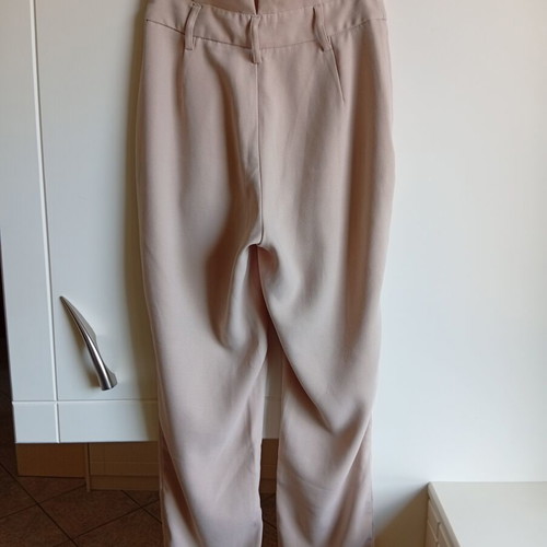 Stradivarius high-waisted beige pants like new