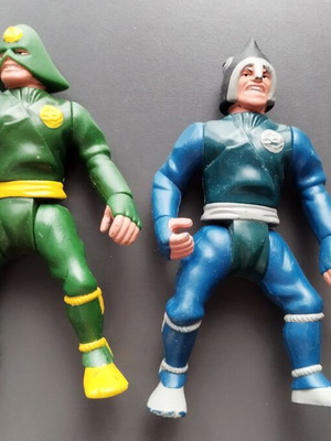 Ninja Warriors NunChuka-San and Dragon Master figures used, pack