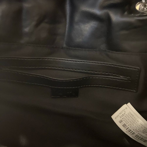 Zara shoulder bag with chain like new, black