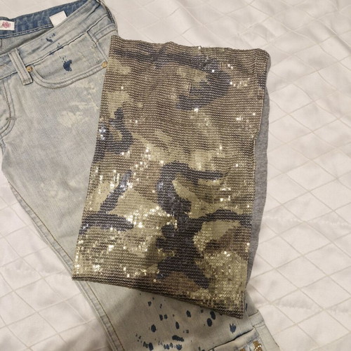 Top size S like new, comfortable