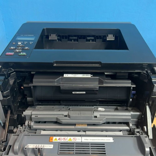 Brother HL-L5100DN printer like new with toner and drum