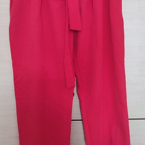 High-waisted pants with belt, like new, red, size M