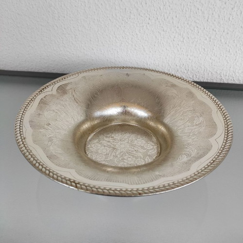 Decorative aluminum bowl used, silver with engraved design
