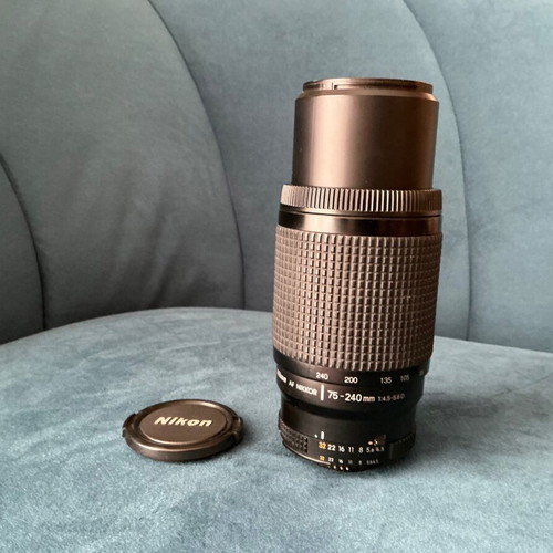 Nikon Nikkor AF 75–240mm f/4.5–5.6 D μεταχειρισμένος τηλεφακός