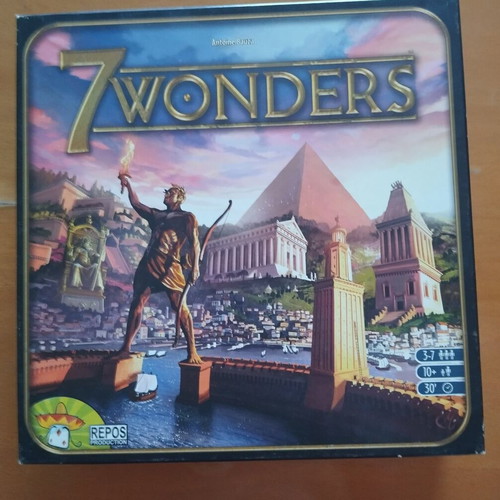 7 Wonders board game with Manneken Pis and Catan expansions, Repos