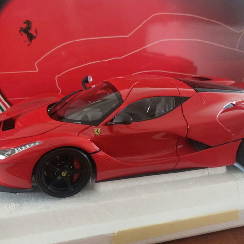 Ferrari LaFerrari BBR model scale 1:18 like new