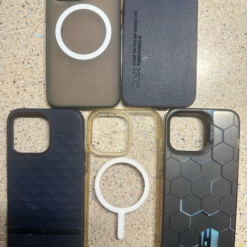 iPhone 13 Pro cases like new, set of 5 pieces