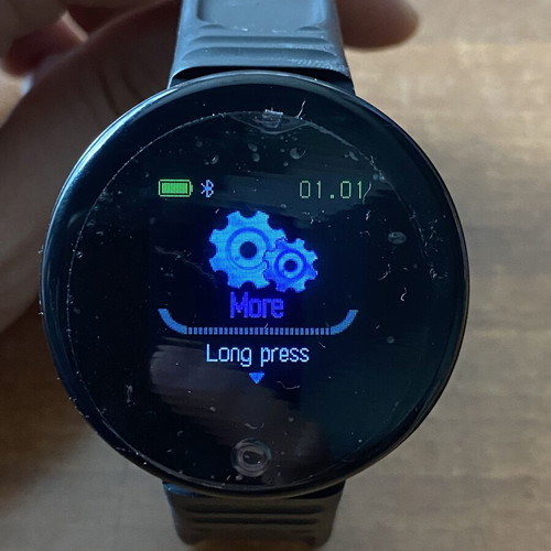 Smartwatch with round screen, black, new, functional