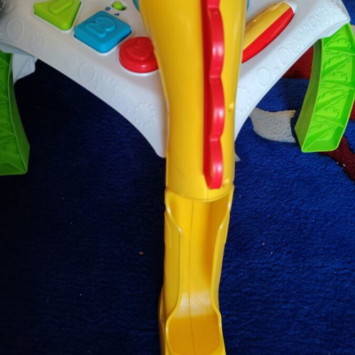 Fisher Price Activity Table with Sound and Light like new