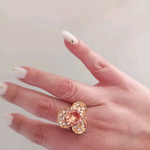 Heirloom grandmother's ring new with stones size 12