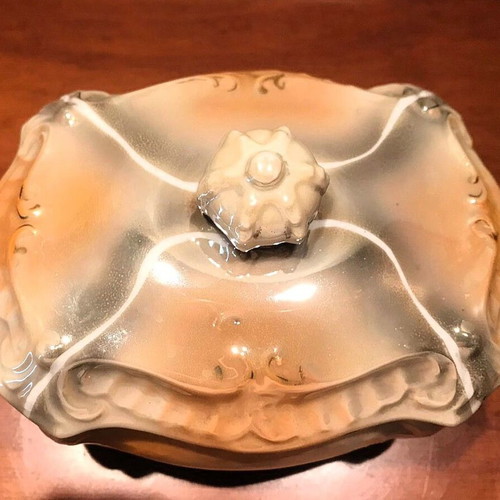 Vintage porcelain bonbonnière jewelry box used with wavy design