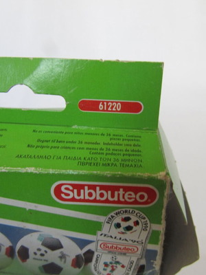 Subbuteo 3 balls Italia '90 World Cup like new