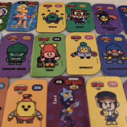 Brawl Stars collection of 29 tags and star-shaped cards