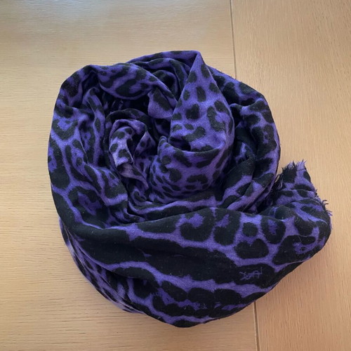 Yves Saint Laurent scarf used, vintage wool cashmere, purple and black leopard