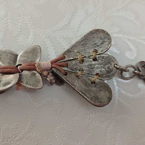 Russa handmade bracelet like new with floral and duck design