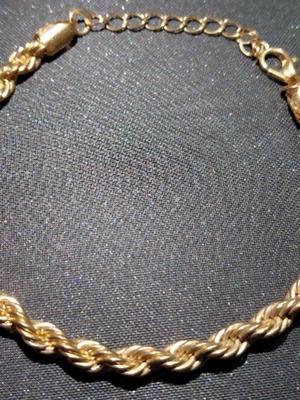 Gold-tone twisted chain bracelet