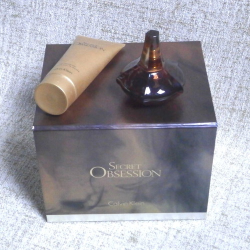 Secret Obsession Gift Set Calvin Klein EDP 30ml+Shower Gel 100ml New with box