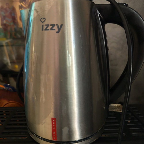 Izzy inox kettle like new