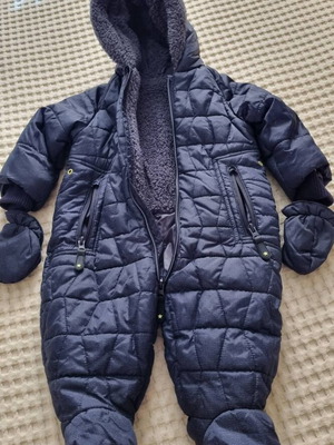 Mothercare baby snowsuit like new, 6-9 months