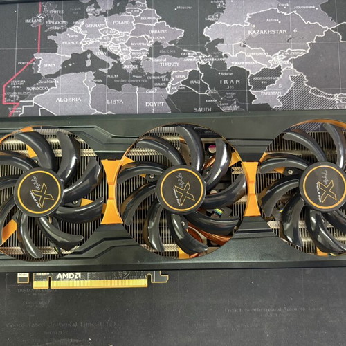 Sapphire Radeon R9 290 Tri-X OC 4GB GDDR5 graphics card like new