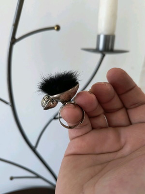 Extreme metal ring like new with unique design