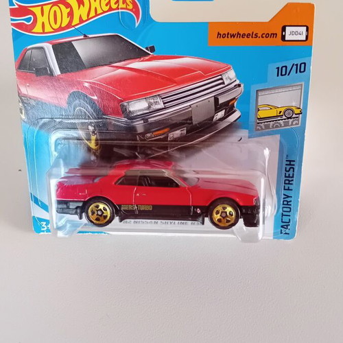 Hot Wheels Nissan Skyline R30 like new, open card