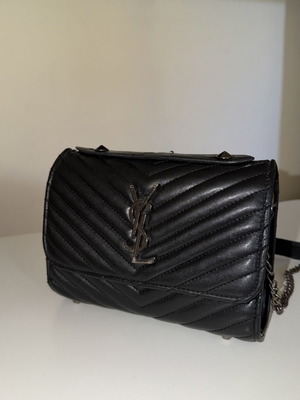 YSL Saint Laurent μαύρη καπιτονέ τσάντα ώμου και χιαστί σαν καινούργια