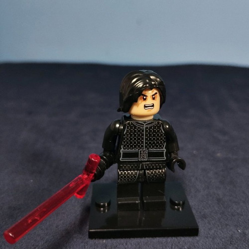 Kylo Ren Star Wars bricks no name without cape