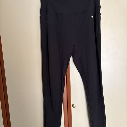 Gymshark leggings black size L used