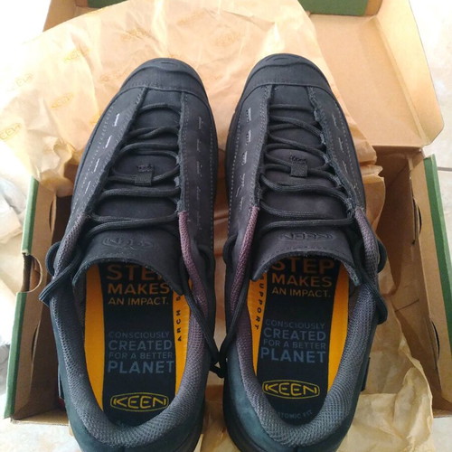 Keen Jasper II WP men's shoes new, size 42, black