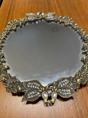 Metal small mirror used