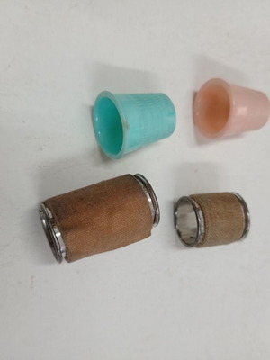 Vintage είδη ραπτικής μεταχειρισμένα, δαχτυληθρες και ψαλίδι