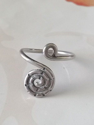 Silver 925 ring with spiral and adjustable size new